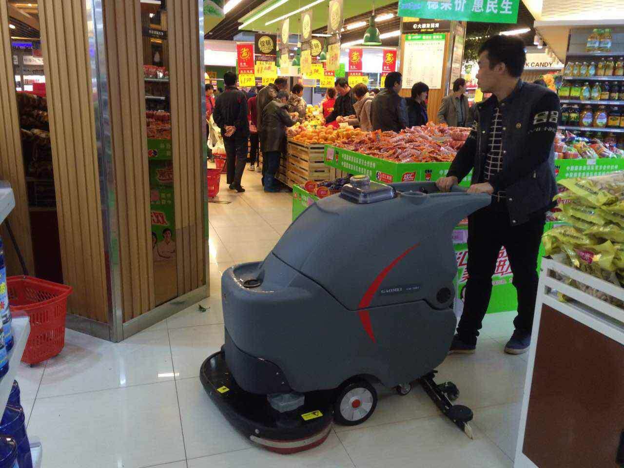 小型洗地機多少錢一台